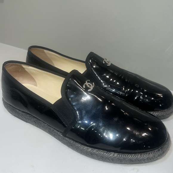 Chanel Black Patent Leather CC Logo
Espadrille Loafers Size 40 - Picture 1 of 2